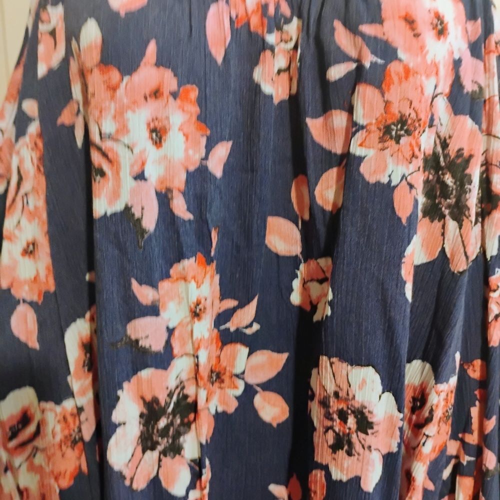 Floral Camisole Top - Navy and Pink - Picture 4 of 9